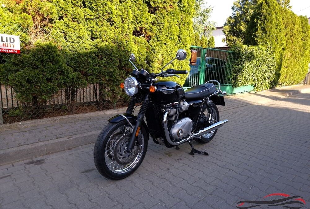 Triumph Bonneville T120 Salon PL